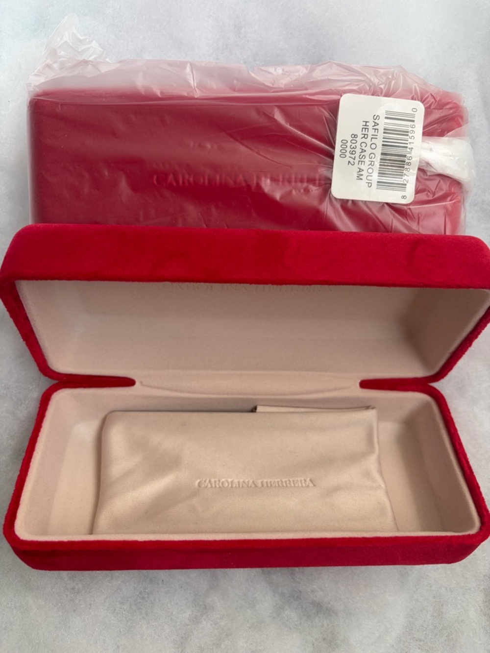(2) Carolina Herrera Red Carpet/Velvet Eyeglass Cases with Microfiber Cloth NEW